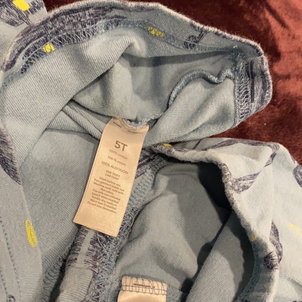 5T, Carter’s pj sets - Picture 9 of 12